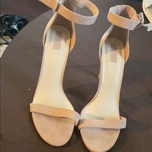 Never Worn Forever 21 Basic Heels Sz 10